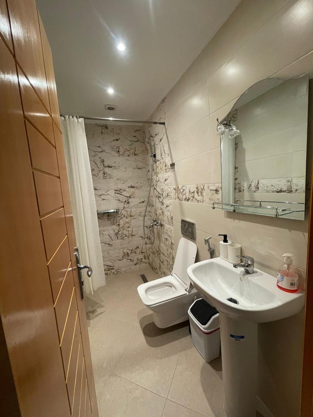 Residence Bario H 胡塞马 外观 照片